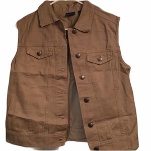 NWT Westbound khaki vest L large buttons
